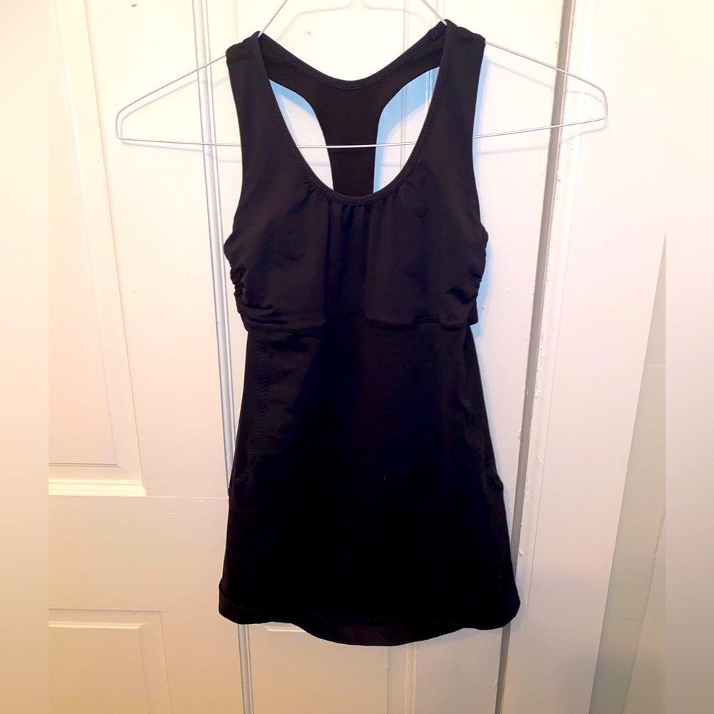 Women's Size 4 Lululemon Turbo Tank Black excellent condition